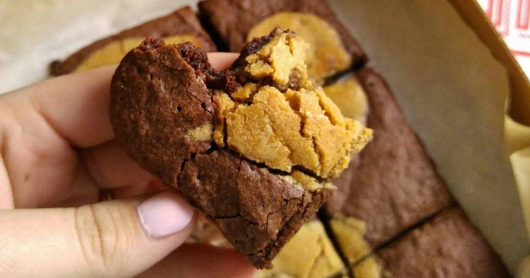 JmuDominos's tweet photo. Those 3 little words everyone wants to hear. Marbled Cookie Brownie 😍 https://t.co/L4MzXJ5DBT