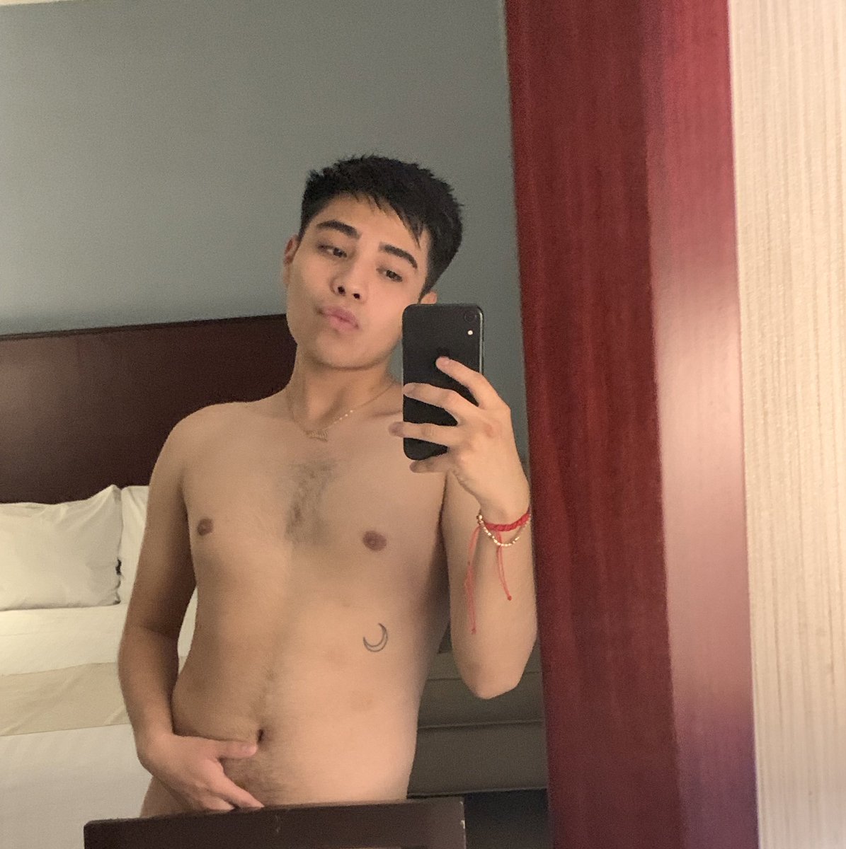 _juliocesart's tweet photo. Amor propio🥰❤️ https://t.co/l29TNkI8uh