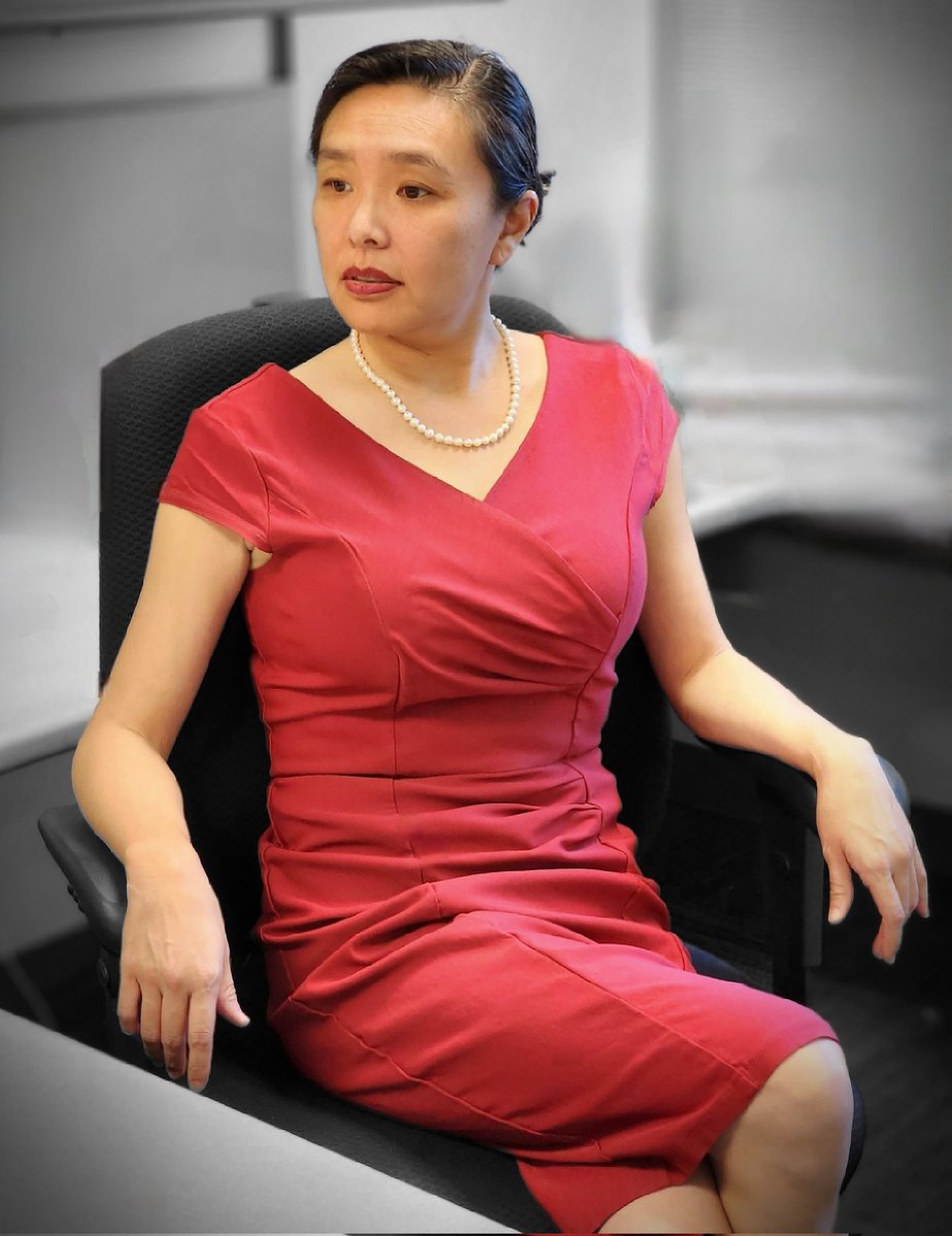 "That tears it. [6:00] tomorrow evening, then."...
"That's what I suggested."
"You'll be here, too?"
"I guess so. I usually am."

"Double Indemnity" will be shown tomorrow night, the second movie of the <a href="/UCRHonors/">UCR Honors</a> film noir festival.  6 pm, Skye Hall 381M, see you there. 😉🕵‍♀️