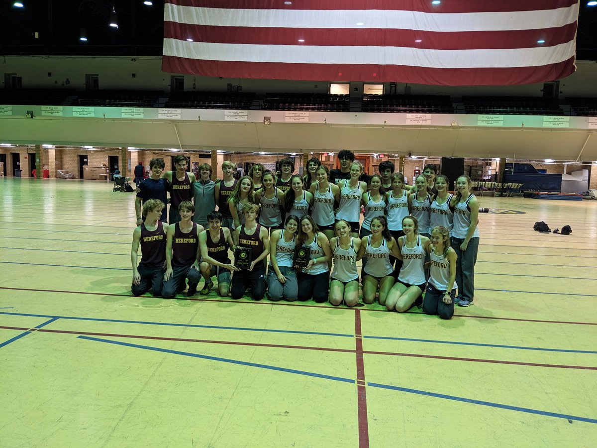 Hereford_XCTF's tweet photo. Hereford Girls and Boys claim 2a Central Regional Championship! One week until the State Championships! https://t.co/4GMDHLbhxK