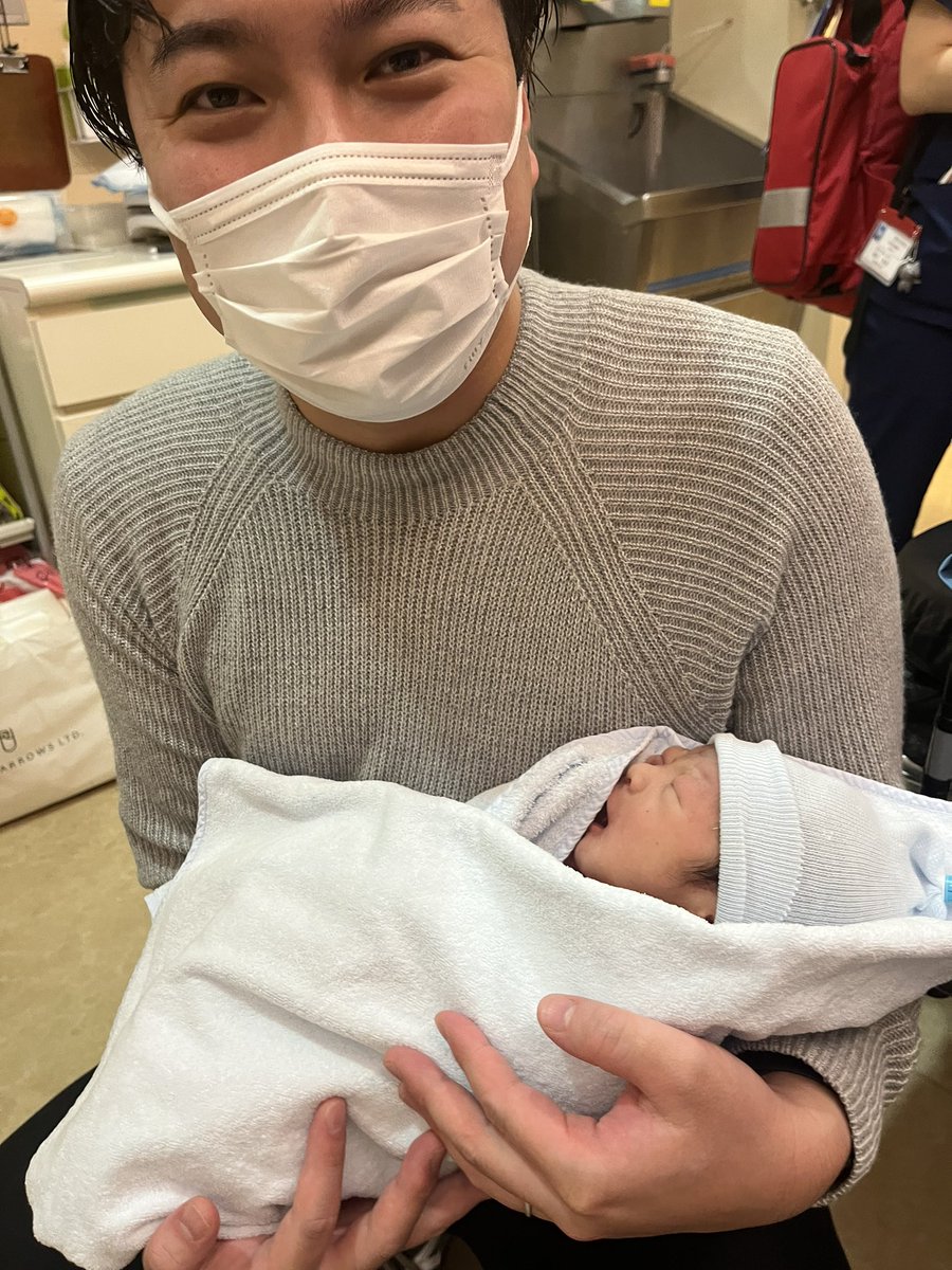 ryousuke1672701's tweet photo. パパになりました。 https://t.co/JnGrJu7Ei7