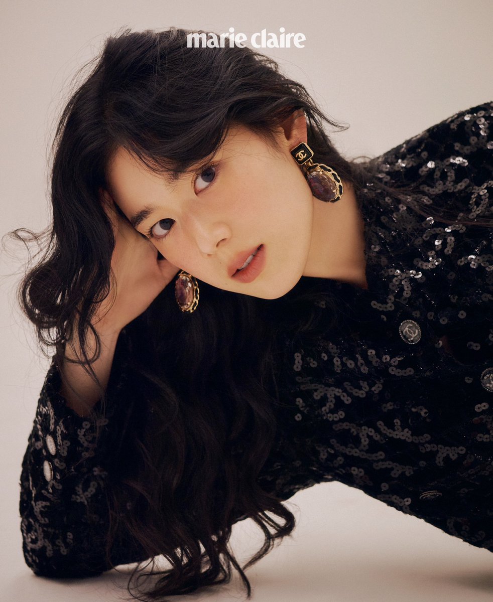 <어쩌면 우린 헤어졌는지 모른다> 보살 여친 '아영'의 완/벽/변/신(✿◡‿◡) 봄을 부르는 여신 #정은채 의 #마리끌레르 3월 화보 공개🌸 #어쩌면우린...