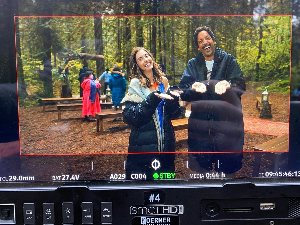 Thanks so much for watching #SomebodyIUsedToKnow with us tonight!! I’m sure you’ll agree that @dannypudi ’s mustache really steals the show. #loveandlaughs