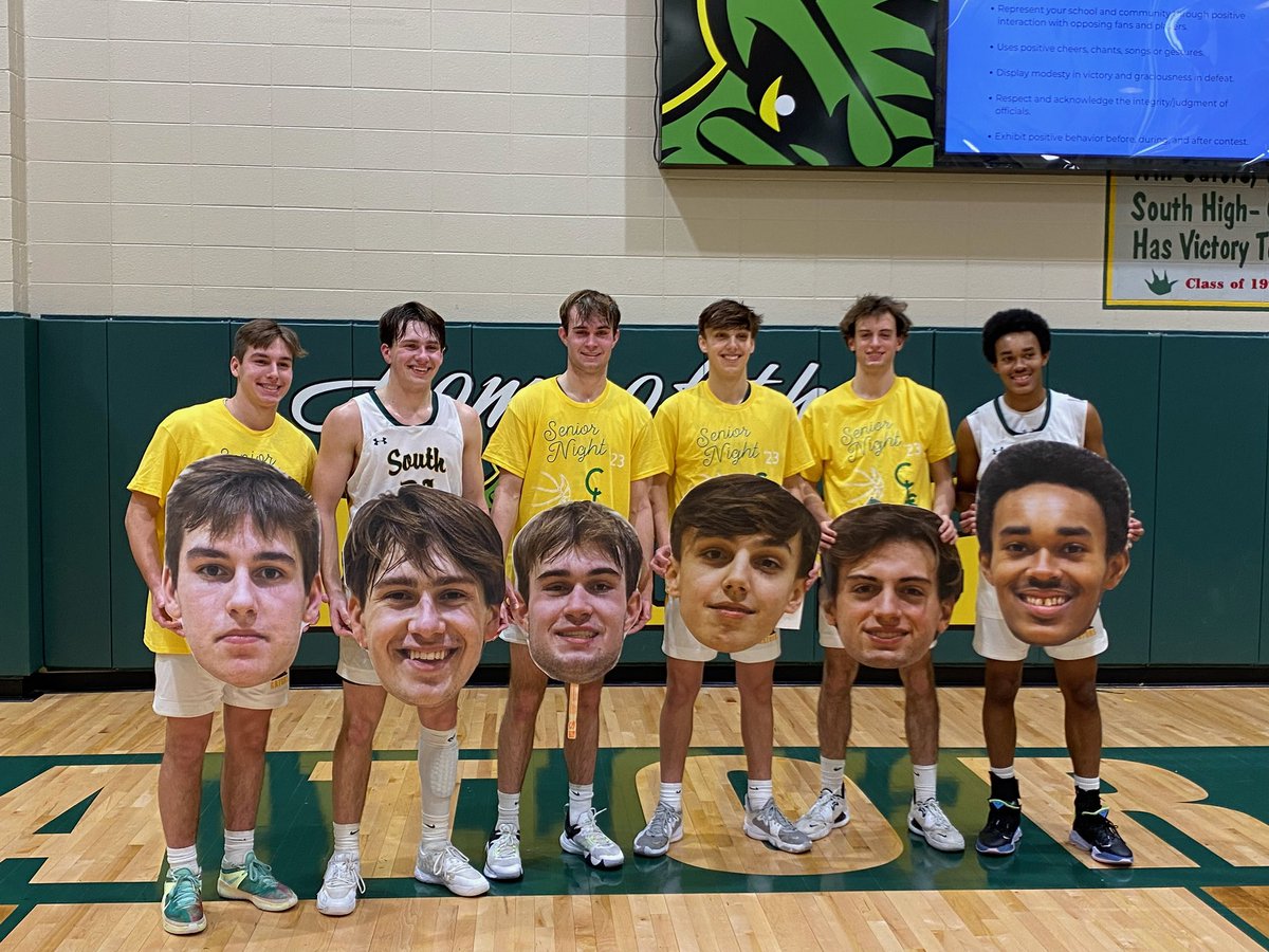 Final Score:
CL South 64
Hampshire 41

Great night at the Swamp on Senior Night as all seniors scored! Well balanced attack tonight led by LePage 21, Demirov 14, Miller 10, Carlson 6, Peltz 6. 

@CLSGatorNation thank you for a fun night! 🐊 🏀 #seniors