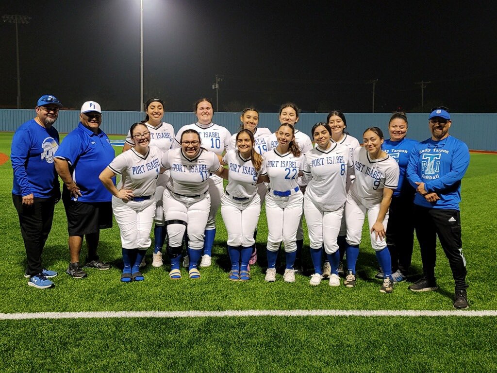 🥎PIHS Lady Tarpons Softball🥎

The Lady Tarpons won their non-district opener against Hannah Eagles with a final score 6-4. Way to go, Lady Tarpons!