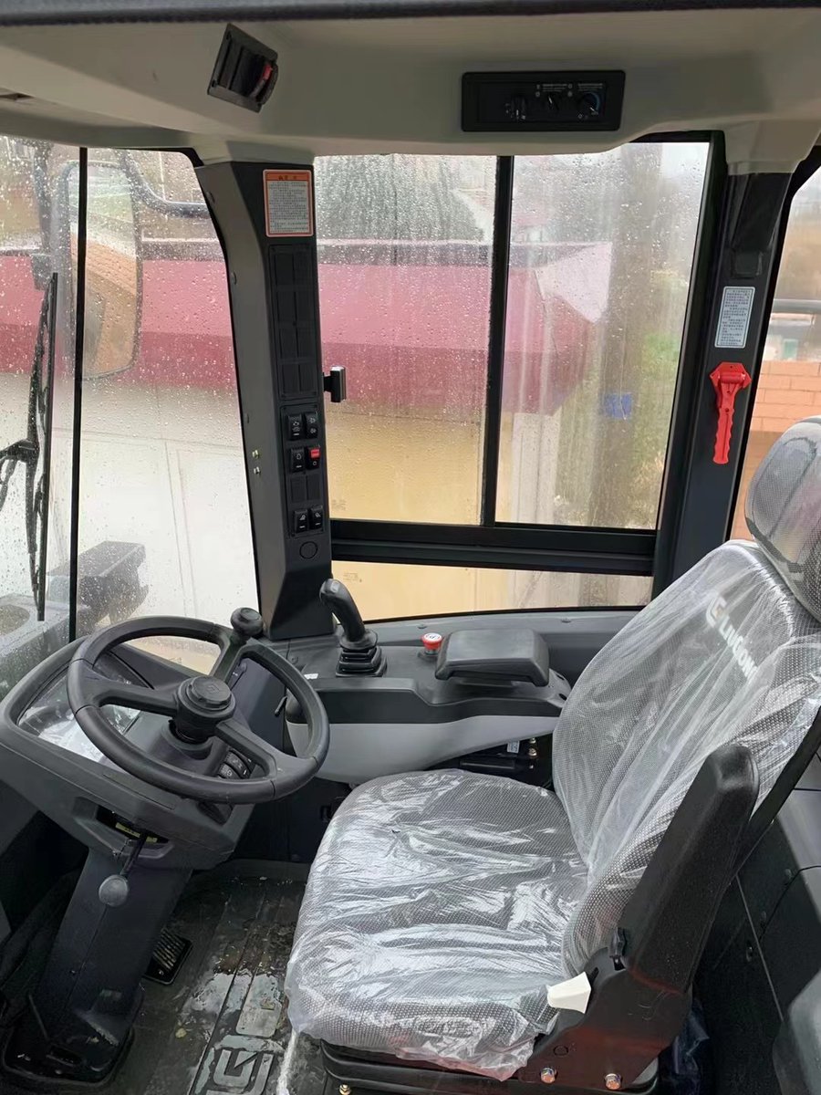 julieeesm's tweet photo. LIUGONG 6.5ton Wheel Loader
CLG866H in stock!!
👏National emission IV
Fuel saving＆ easy
pls contact julie!

#China  #constructionbusiness  #wheels #loader #clg866 https://t.co/8XwYdnrgl9