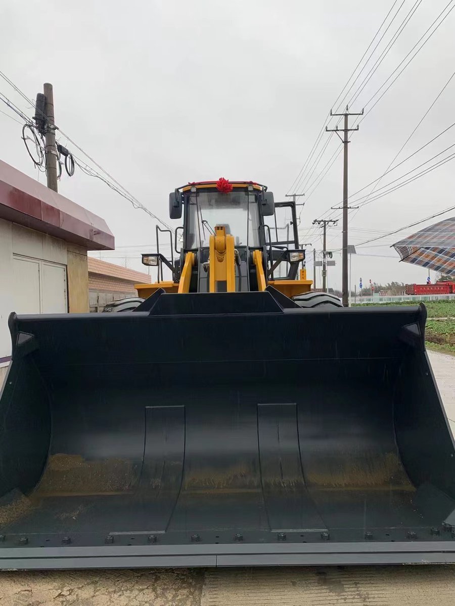 julieeesm's tweet photo. LIUGONG 6.5ton Wheel Loader
CLG866H in stock!!
👏National emission IV
Fuel saving＆ easy
pls contact julie!

#China  #constructionbusiness  #wheels #loader #clg866 https://t.co/8XwYdnrgl9