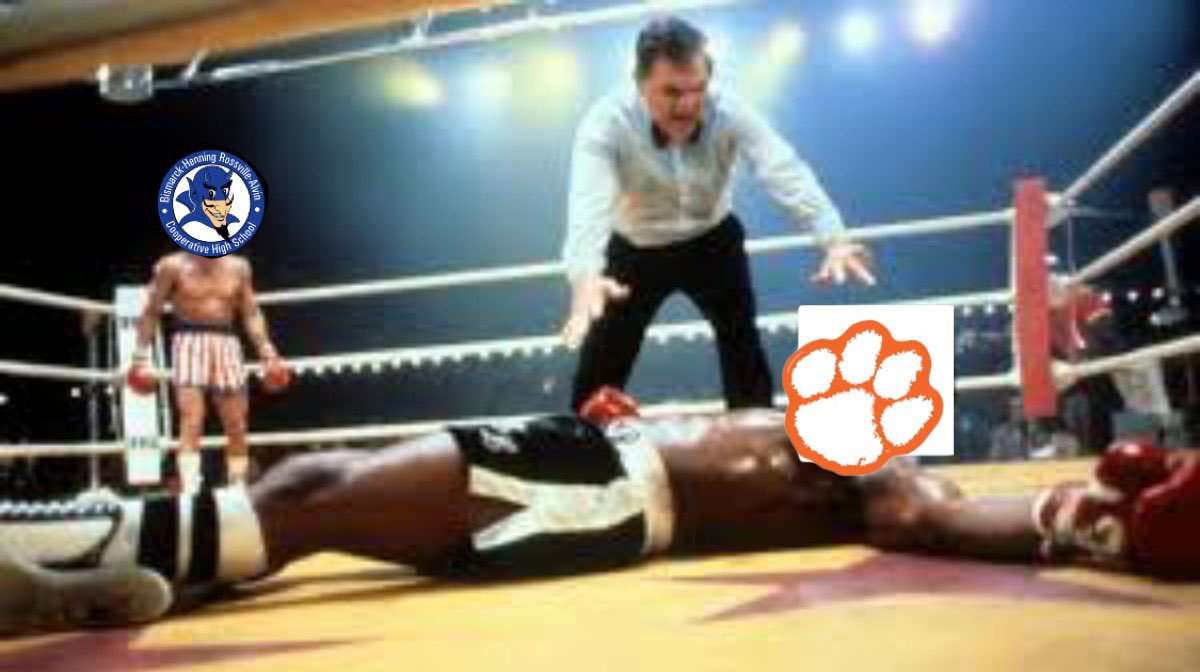 Barstool Bismarck tweet media