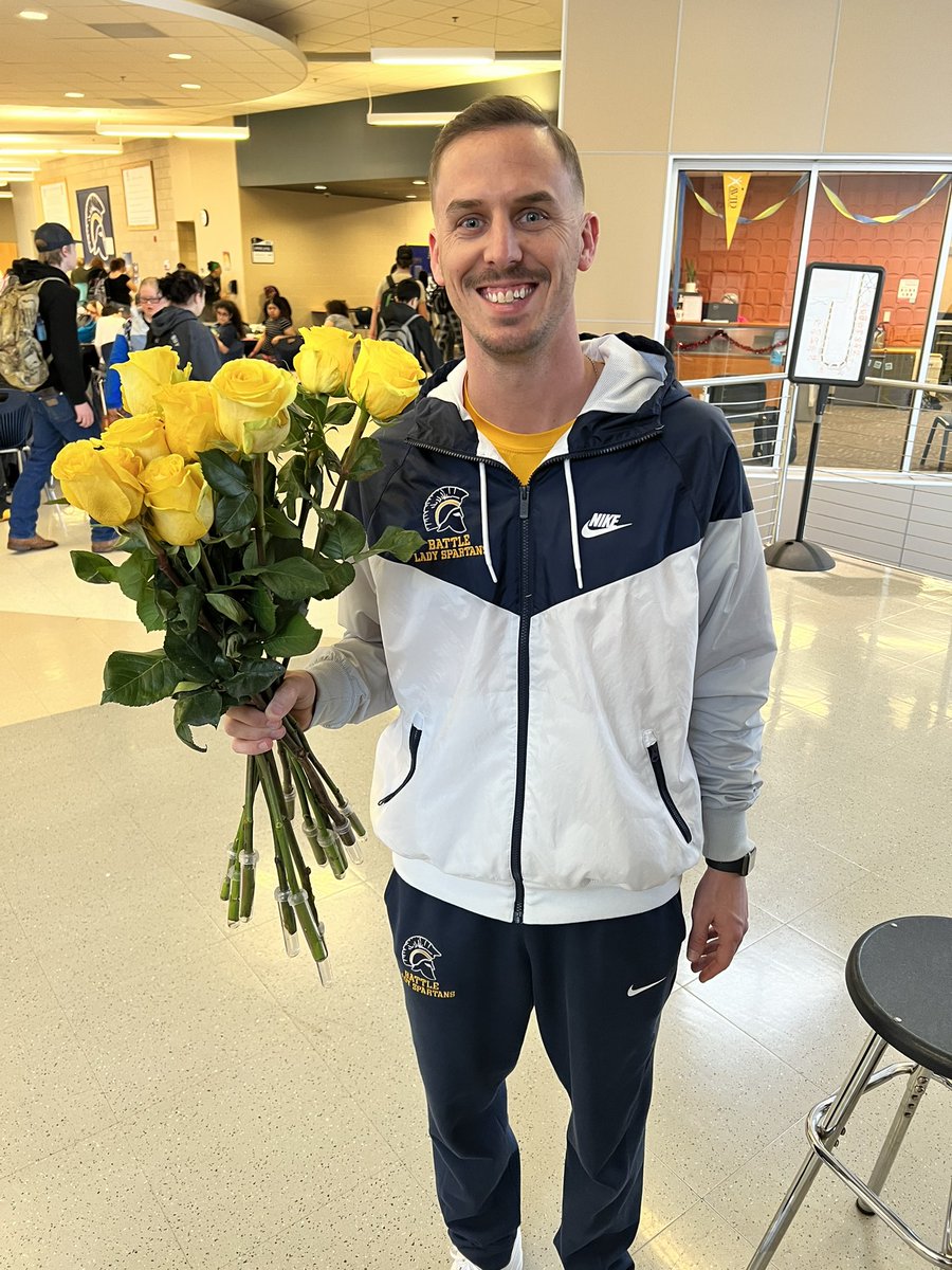 Game day roses for a game day WIN! Congrats <a href="/GbbBattle/">Battle GBB</a>! <a href="/Coach_Yung/">Dustyn Yung</a> <a href="/BattleAthletics/">Battle Athletics & Activities</a>
