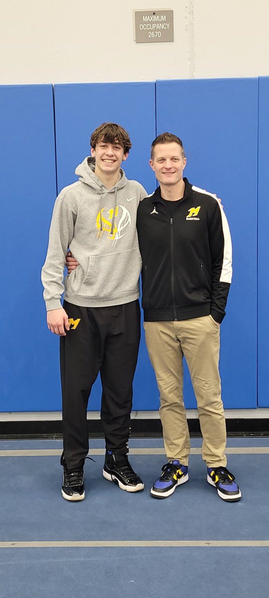 MukwonagoBasketball tweet media