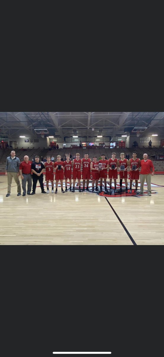 Bulldog Barstool (State Champs) tweet media