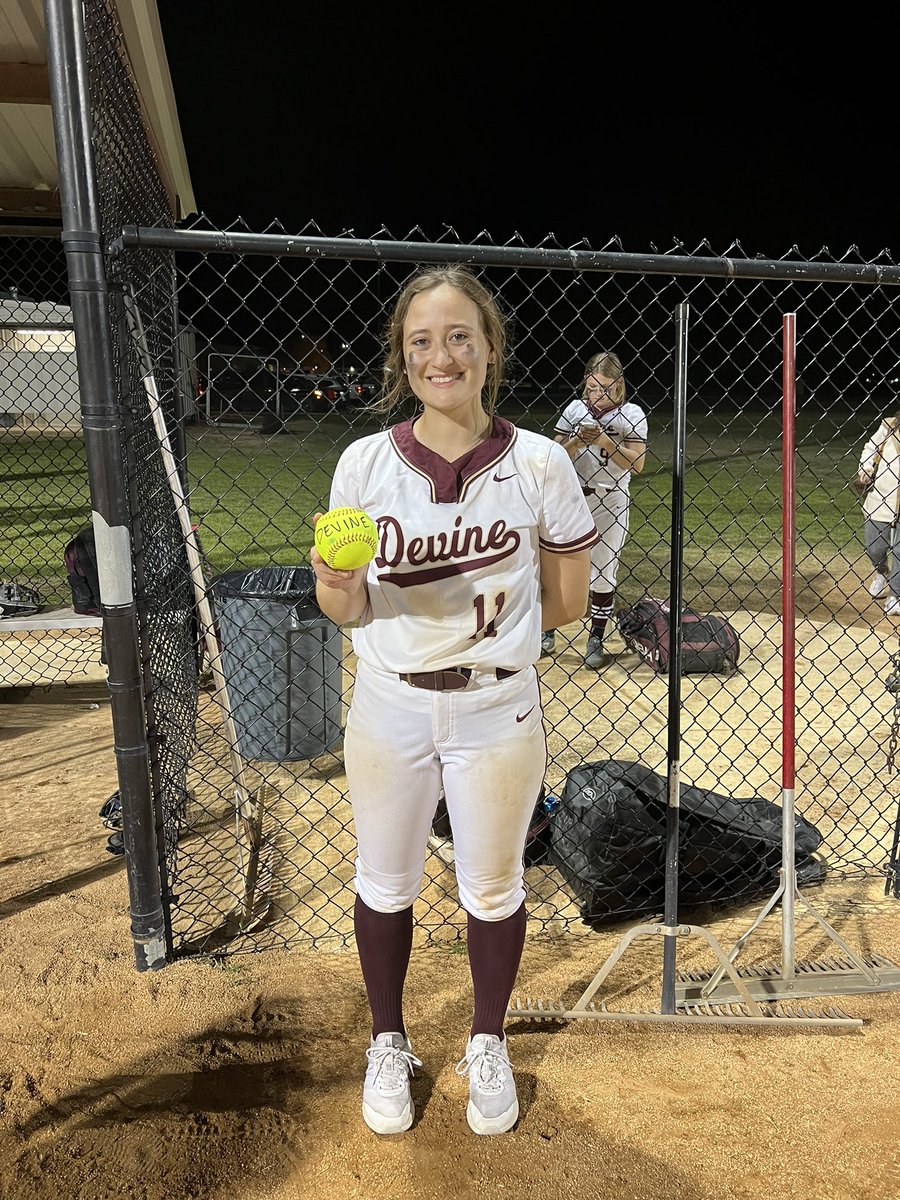 Arabian Softball tweet media