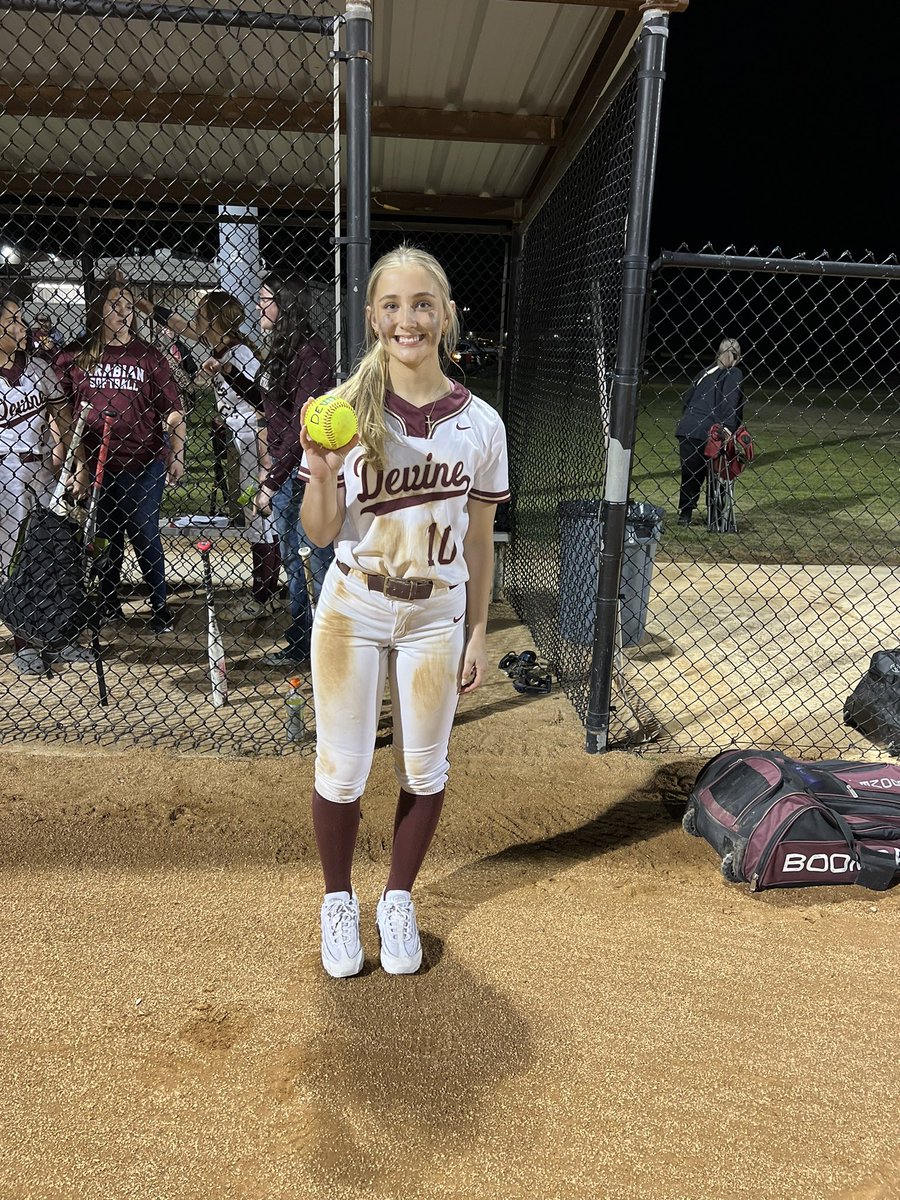 Arabian Softball tweet media