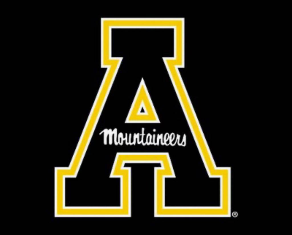 hunterandrews27's tweet image. After a great conversation with @BrianHainesb I am extremely blessed to receive my first D1 offer from Appalachian State University! @AppState_FB @CoachMartin_18