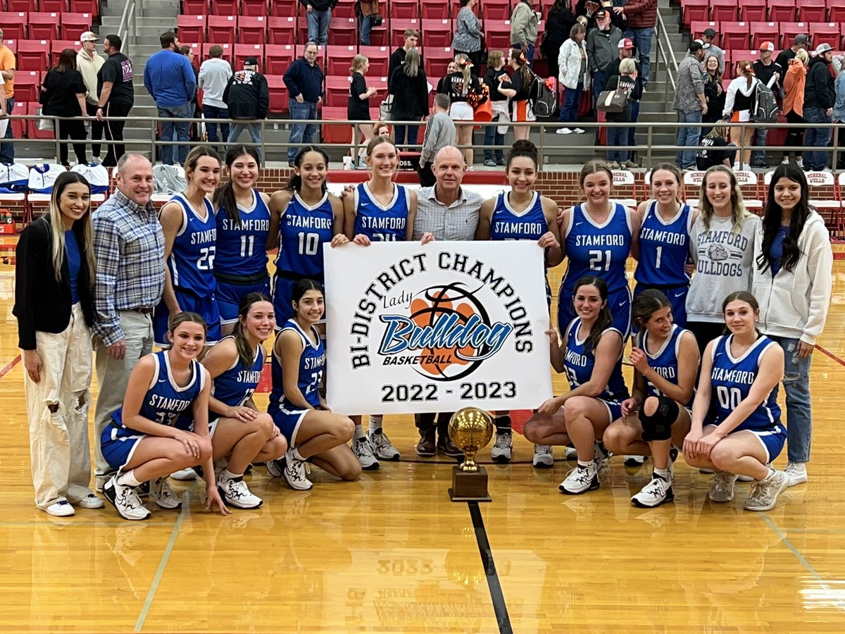 SHStx's tweet image. Lady Bulldogs are Bi-District Champs 🏆 defeating Petrolia 76-39‼️ On 2 Rd 2