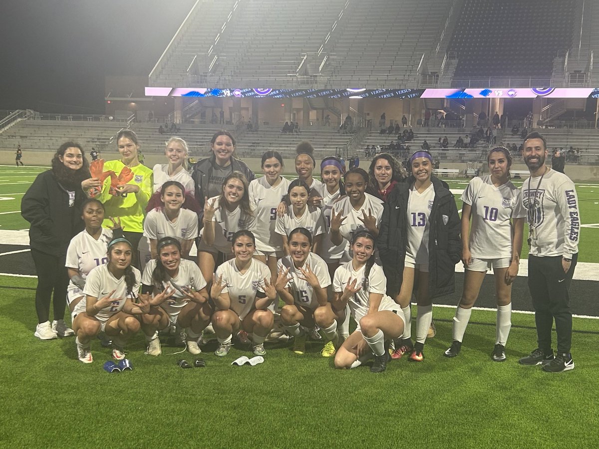 The Lady Eagles got a clean sweep over the cross-twin rivals, North Crowley, tonight! Varsity won 1-0, JV won 1-0 and JV2 won 4-0. 🦅⚽️💜 
<a href="/CrowleyHS/">Crowley High School</a> <a href="/CrowleyISD/">Crowley ISD</a>