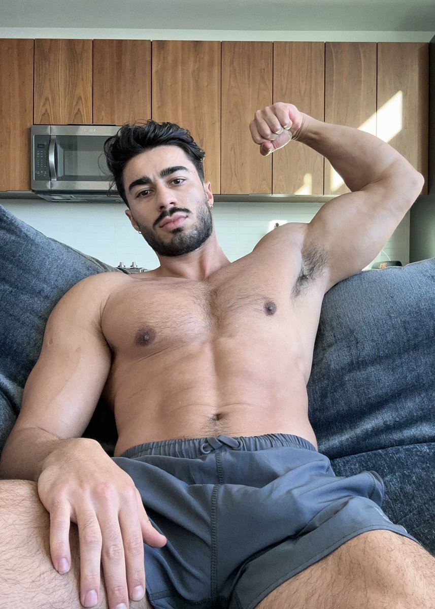 Gregory on Twitter: "Handsome hunk @mosaffari98 is one sexy beast! Look