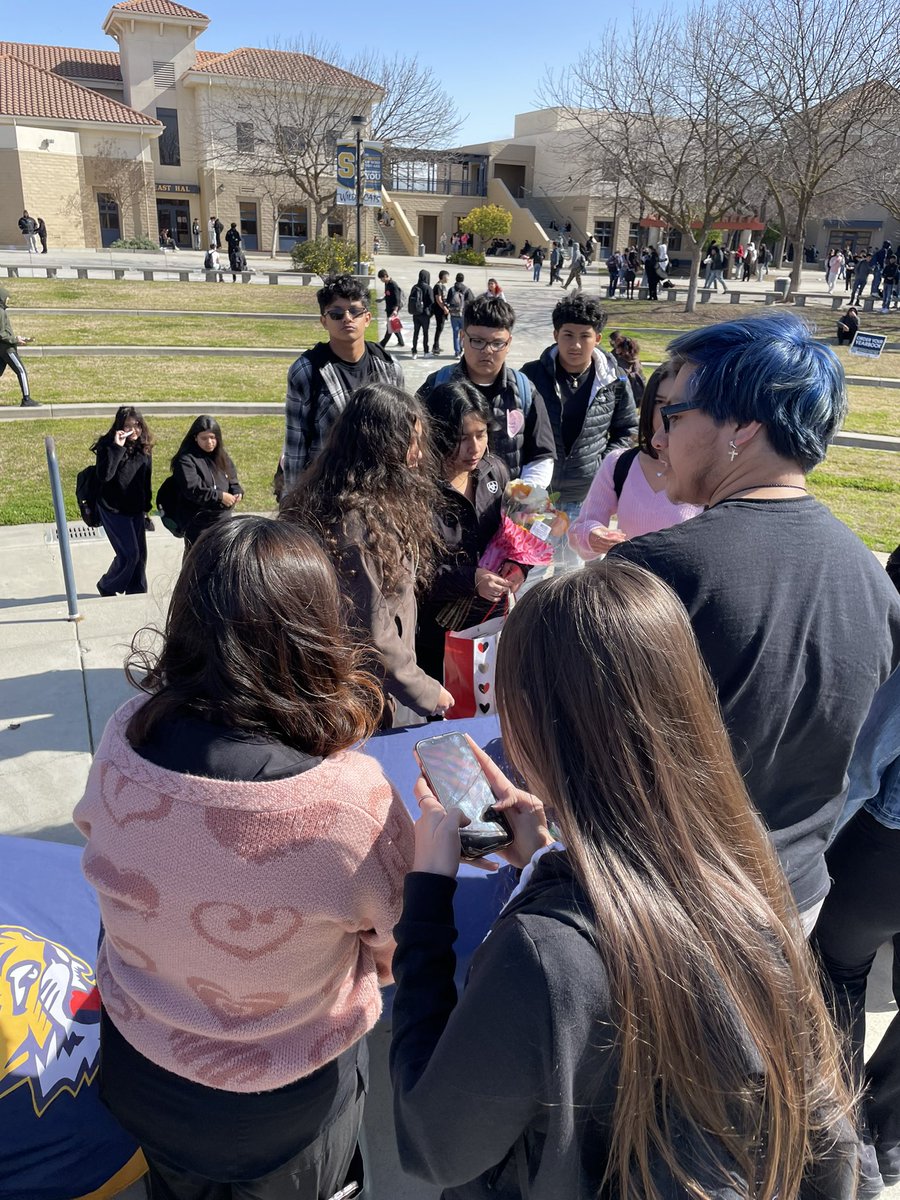 Debz_Hawkins's tweet image. The annual SHS Where the Heart is … always a fun day!