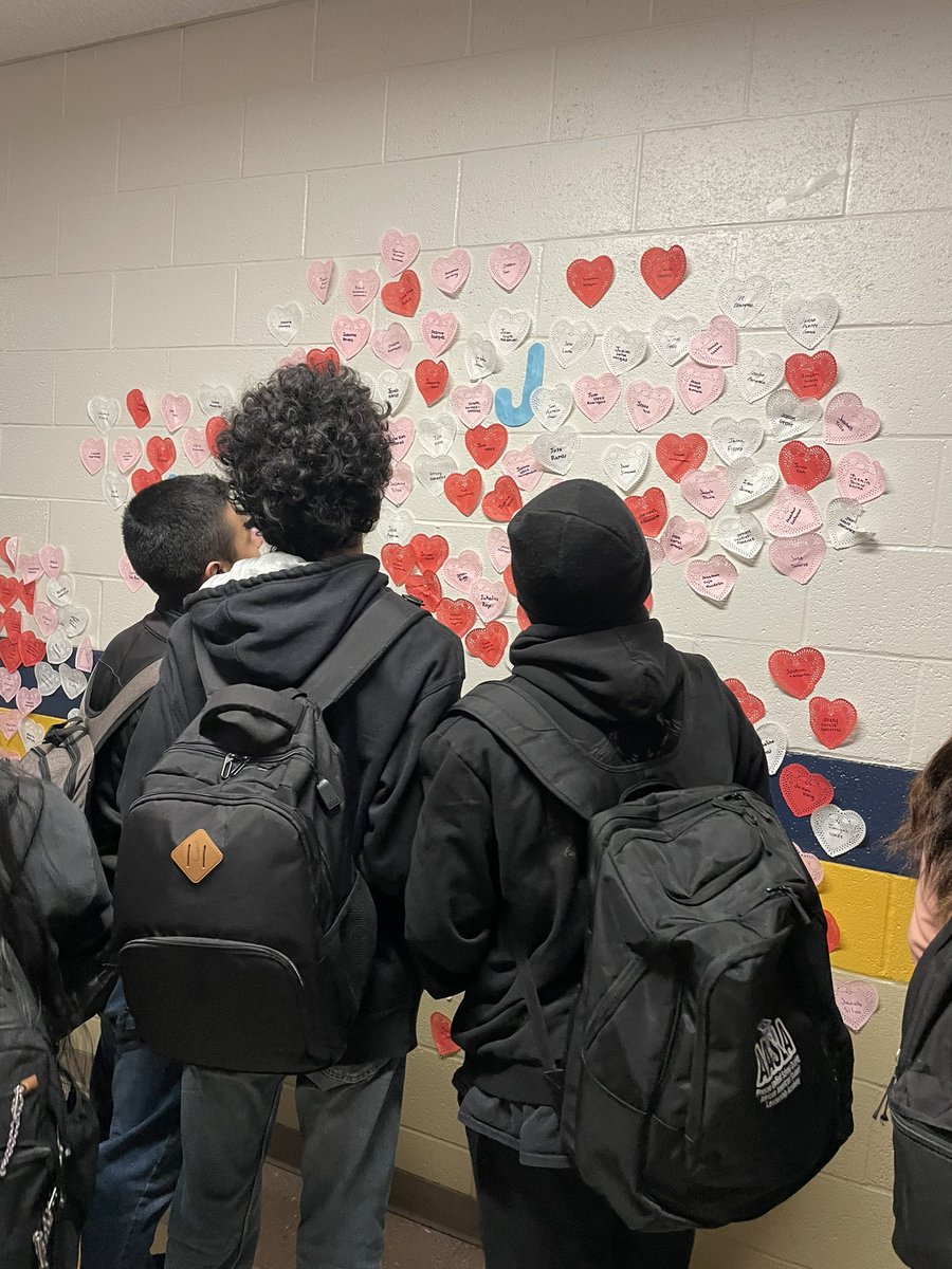 Debz_Hawkins's tweet image. The annual SHS Where the Heart is … always a fun day!