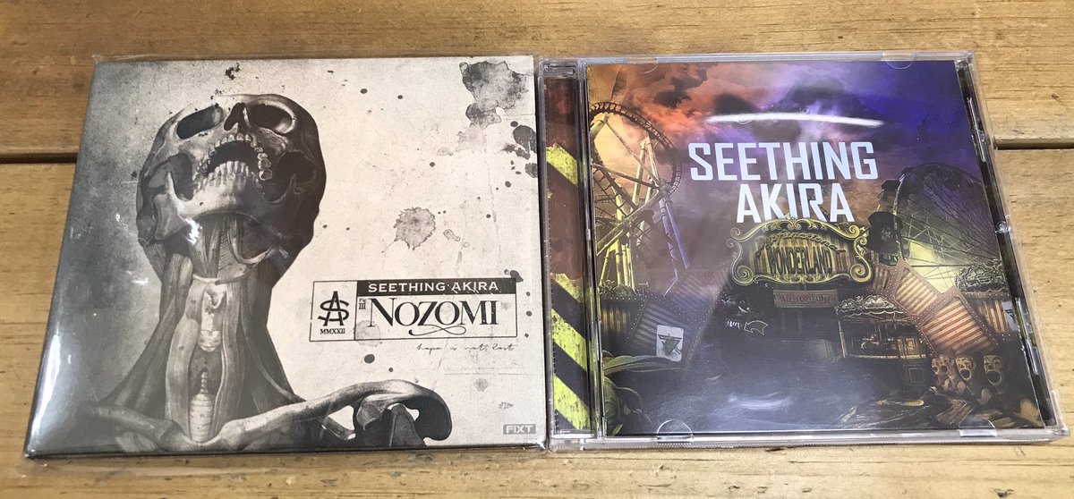 diskunion_dm's tweet image. 【ラウドロック担当者ピックアップ】
おすすめラップコア/ミクスチャー中古CD入荷中💿 UKのラップメタルコアバンドSeething AkiraとBorders、イタリアのアニメコアアーティストBeckoの最新作‼️ #rapcore #ミクスチャー #ディスクユニオン町田店ラウド