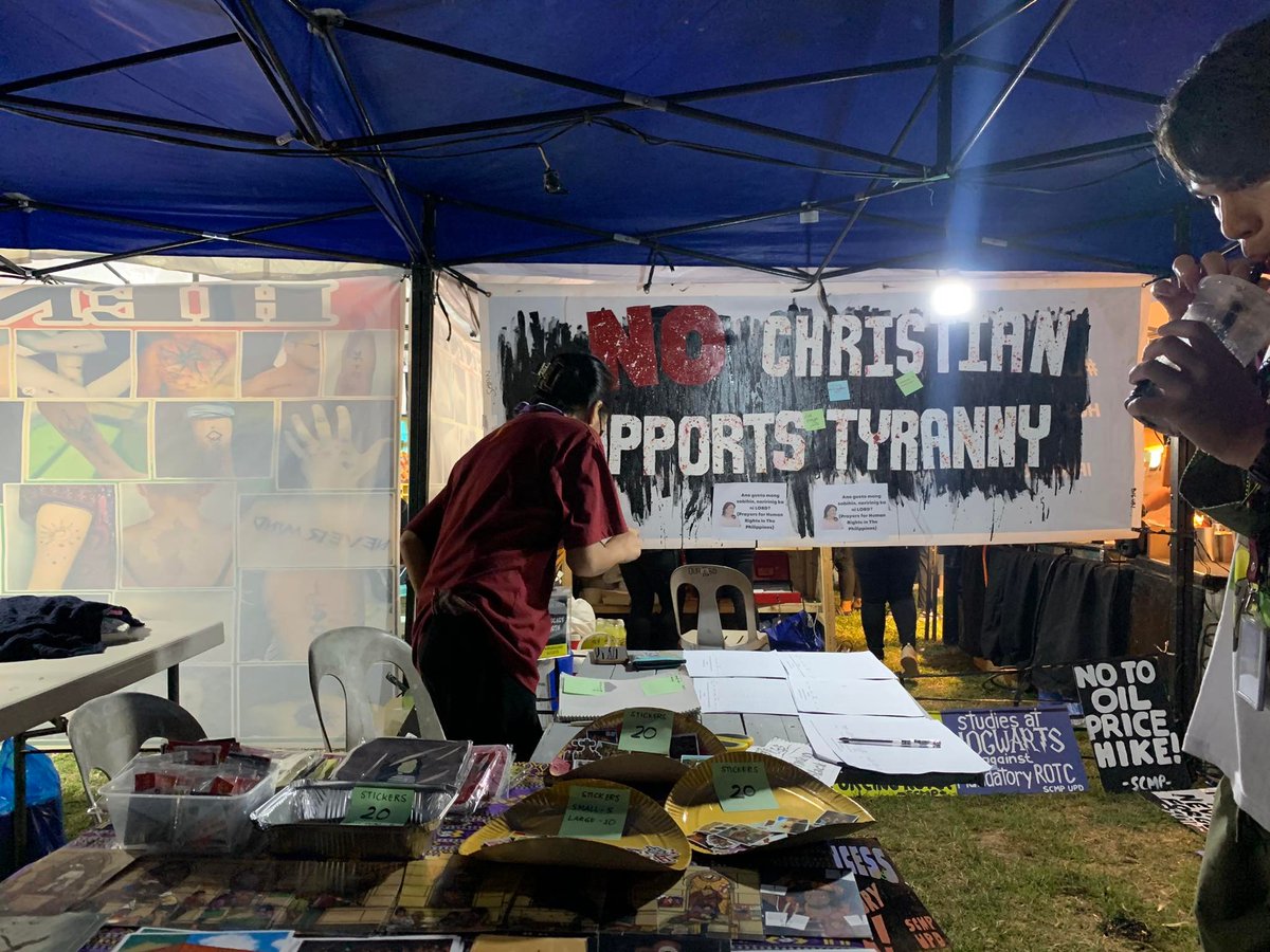 scmp_upd's tweet photo. Tampok sa booth natin ang mga merchandise, prayer wall, photobooth, petitions, at sign-ups na siyang kinagiliwan ng God's Princesses.
Hanggang Sabado tayo! Tara sa UP Fair at dumugin ang ating booth bilang God's Princesses against Mandatory ROTC!
#KaisaKaSaMusika
#JoinSCMPUPD https://t.co/A0z42eZj2o