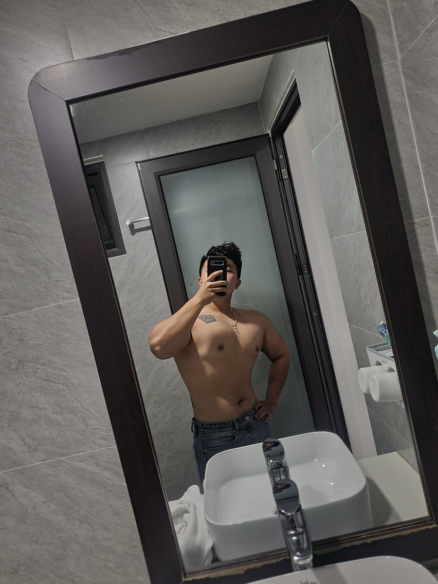 Bo87697609's tweet photo. Ảnh này ko có cap 🙂 https://t.co/pBJZCqCiMw