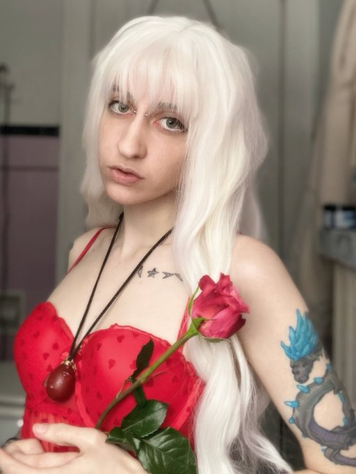 Happy Valentine&rsquo;s Day from Griffith ❤️🌹💋 https://t.co/9eGQKmuOjJ<a href="/tag/berserk"class="tags"><span>#berserk</span></a><a href="/tag/griffithcosplay"class="tags"><span>#griffithcosplay</span></a>