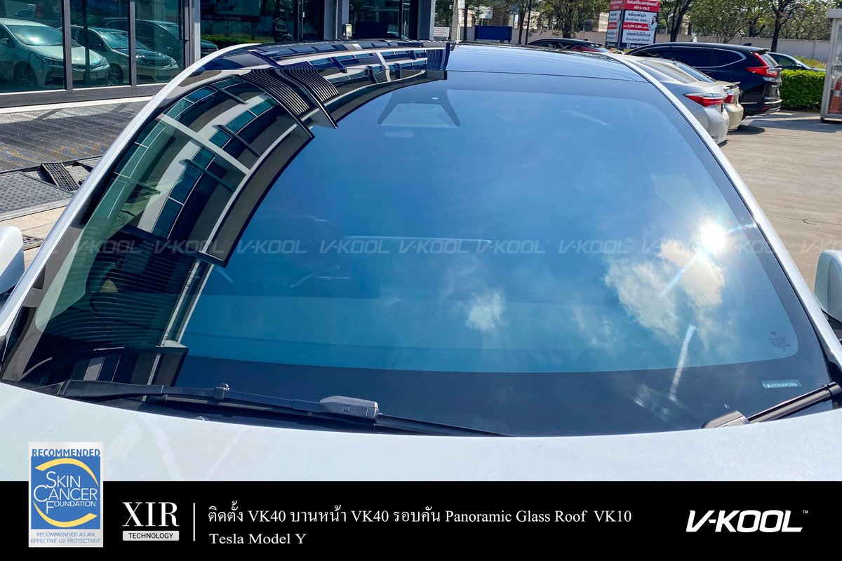 v_koolgroupthai's tweet photo. Tesla Model Y ลูกค้าเน้นใสๆป้องกันรังความร้อนสูงเลือกติดตั้งเป็น V-KOOL Solitaire VK40 ป้องกันรังสีความร้อนได้สูงถึง 98% Panoramic Glass Roof เป็น VK 10 ป้องกันรังสีความร้อนได้แบบพรีเมียม😎
🆔 Line :@vkoolthailand
#vkool #ฟิล์ม #Tesla #Model #Y #teslamodely #modely #vk40 #vk10 https://t.co/2VycGMeXZ8
