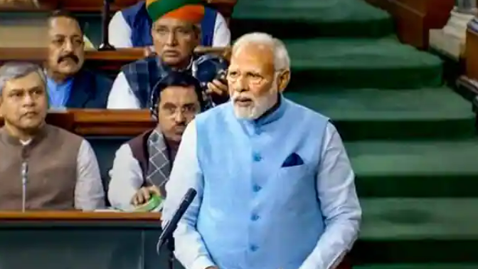camfireofficial's tweet photo. Opposition raises "Modi-Adani Bhai Bhai" Slogan, PM rebuts; they have mud, I have Gulal.  #ModiAdaniBhaiBhai #NarendraModiSpeech #PMNarendraModi https://t.co/V08E0pTrfl