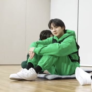 블 tweet media