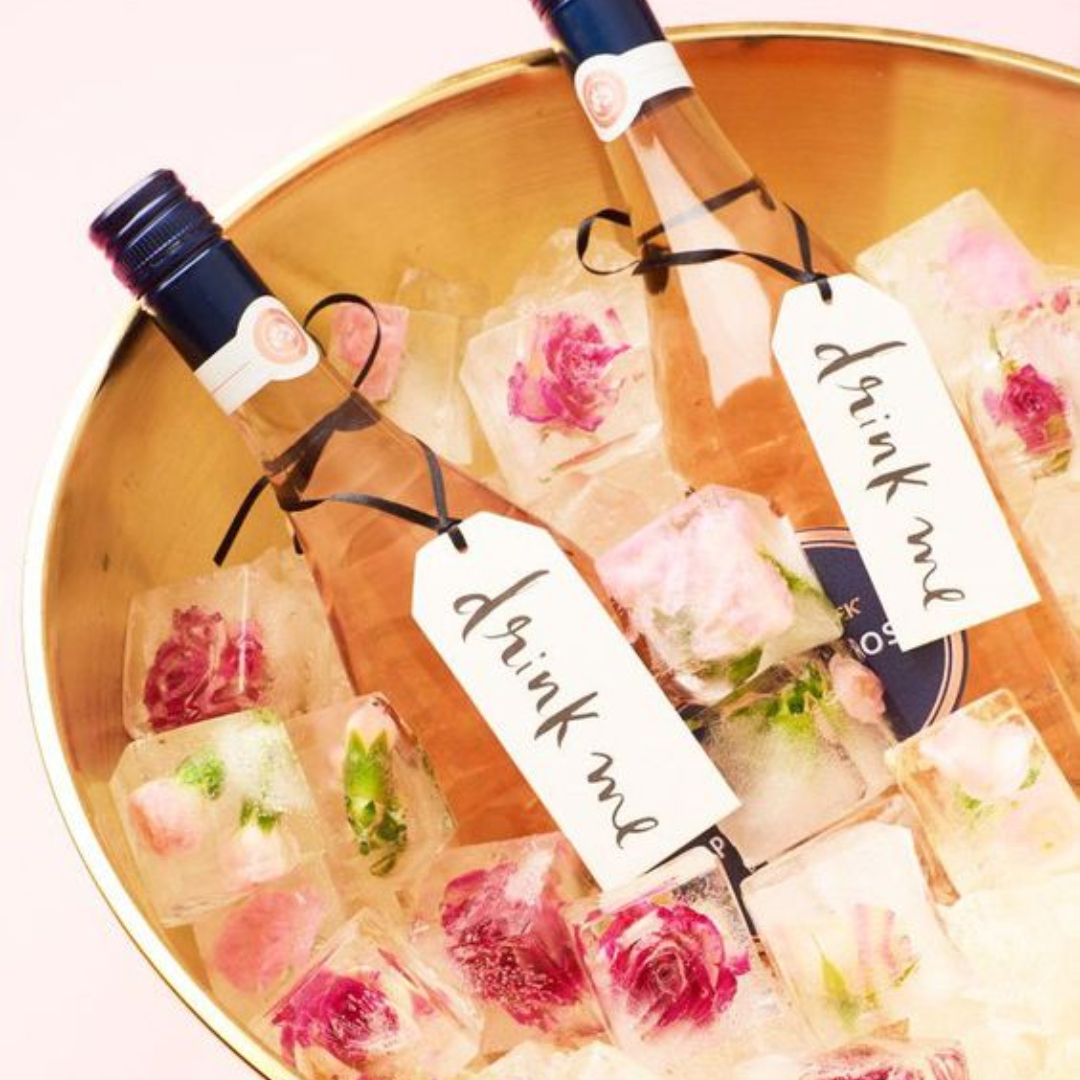 HangnwithHaley's tweet image. Valentine's Day Rose Ice Cubes 
Click: amzn.to/3HV9uYq

#valentinesday2023 #valentinesday #icecubes #amazonhome #founditonamazon #amazonfinds #partydecor #valentinesdayparty #icecuberoses #icecubeflowers #valentinesdaydecor #valentinesdaydecorations #amazoninfluencer