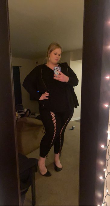 https://t.co/cZMeddM5Gb #BBW #Trans https://t.co/Y7emSLSrVT<a href="/tag/bbw"class="tags">#BBW</a><a href="/tag/trans"class="tags">#Trans</a>