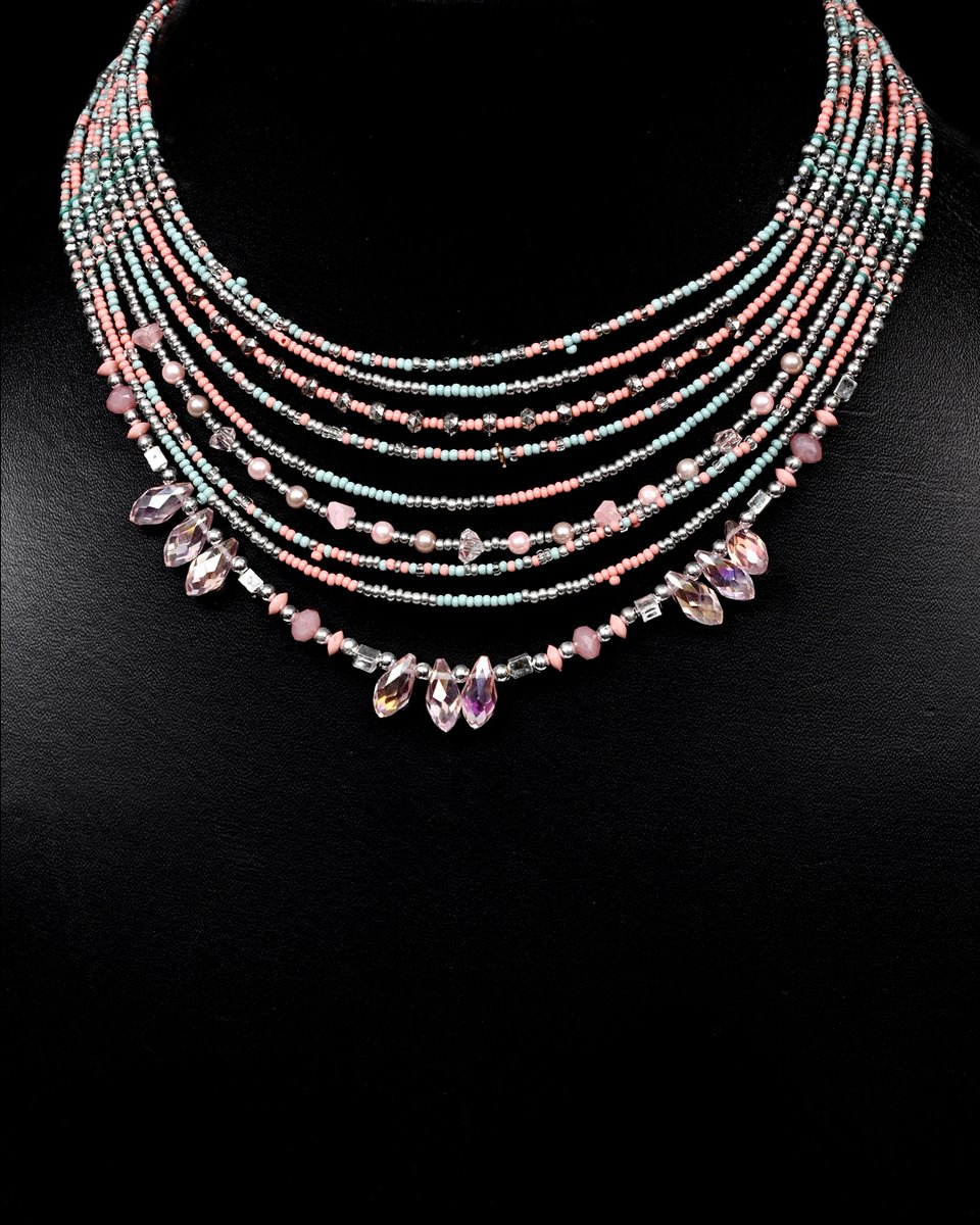 DeLemon15's tweet photo. Add a touch of romance to your Valentine's Day with our hand-beaded jewelry.
.
.
.
Shop now at https://t.co/bv3IH8MJ0t

#beads #banarasbeads #delemonjewelry #necklaces #valentinesgift https://t.co/szmlaFOauk