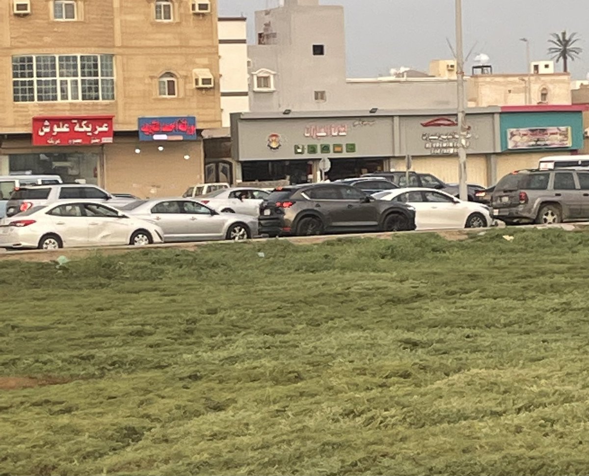 Jeddah1427's tweet photo. @eMoroor
السلام عليكم
فضلاً لا أمراً النظر بموضوع الزحمة بهذا الموقع صباحاً بالحمدانية بجوار مدارس الأندلس 

https://t.co/Ak9LSGyqdE https://t.co/zzltSKaBuk