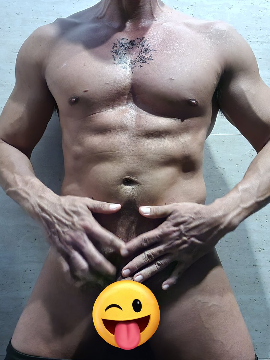 feelgood6299's tweet photo. Tattoo test #รับนวดนอกสถานที่ https://t.co/jrrQ5SgzFF