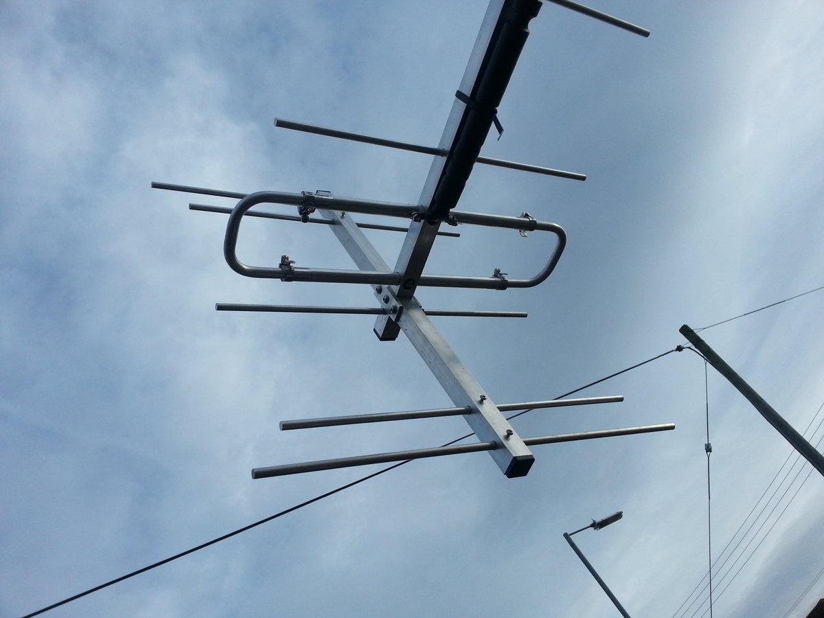 Multi-element optimised reflectors can really reduce 'spike' lobes to the rear (and below) the Yagi. #hamr #hamradio #antennas #AmateurRadio #antennadesign