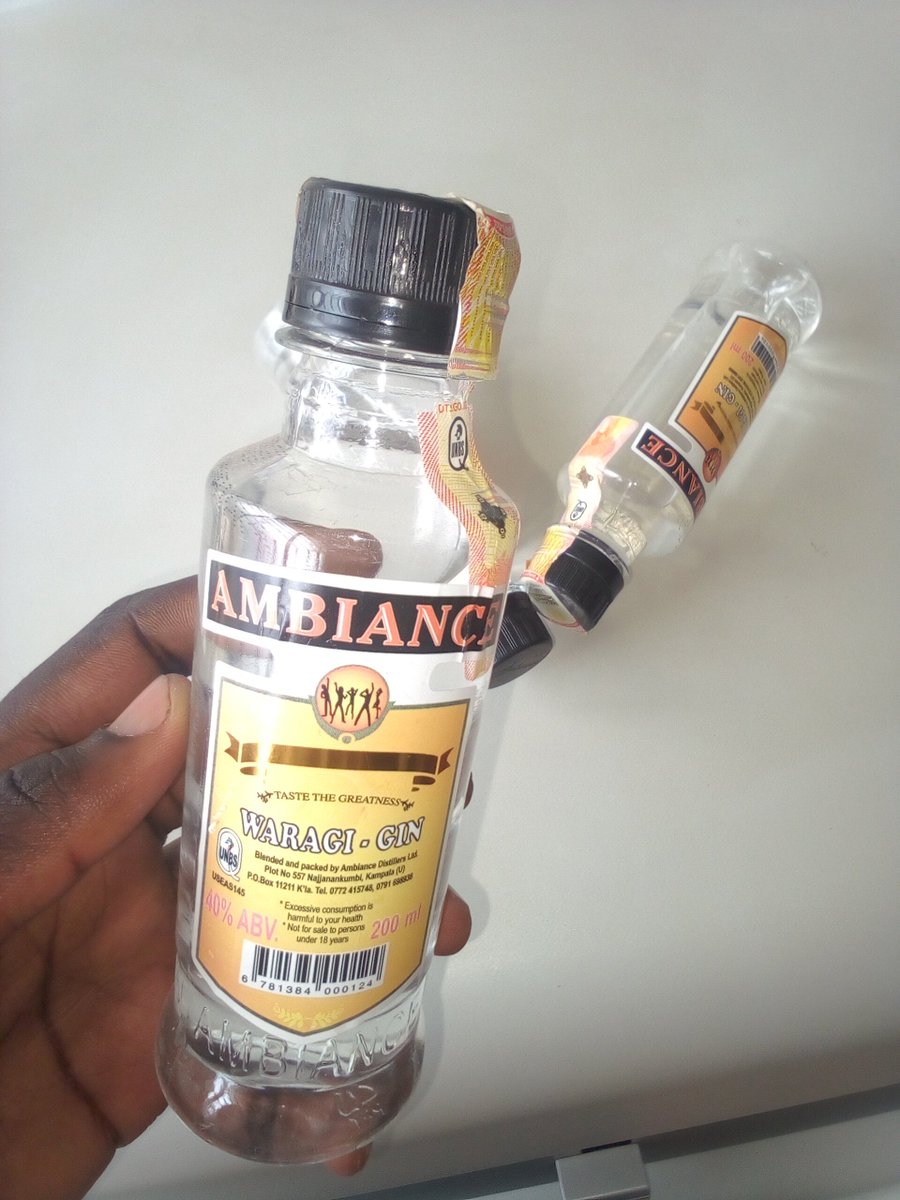 URAuganda's tweet photo. 𝐔𝐑𝐀 𝐀𝐫𝐫𝐞𝐬𝐭𝐬 𝐅𝐫𝐚𝐮𝐝𝐬𝐭𝐞𝐫 𝐰𝐢𝐭𝐡 𝐅𝐨𝐫𝐠𝐞𝐝 𝐃𝐓𝐒 𝐨𝐧 𝐂𝐨𝐮𝐧𝐭𝐞𝐫𝐟𝐞𝐢𝐭 𝐀𝐦𝐛𝐢𝐚𝐧𝐜𝐞 𝐖𝐚𝐫𝐚𝐠𝐢

This happened during an intelligence operation led by URA against businesses suspected of forging tax stamps on gazetted products. #StopTaxFraudUG/1 https://t.co/owQnz9BmpX