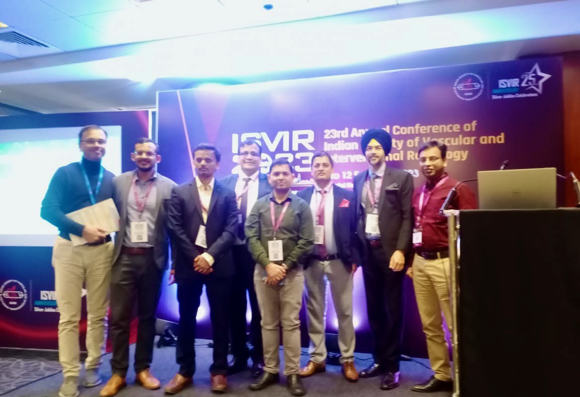 ChiragIR's tweet photo. Heartwarming welcome to city of Hyderabad, thanks to team @ISVIRIndia @DrAjityadav for this great opportunity to interact with fellows and colleagues. Took lecture on Endovascular treatment of SAH, quiz, and hands-on-workshop on stroke and aneurysm rx for IRs across the country. https://t.co/KC3rGVxgI6