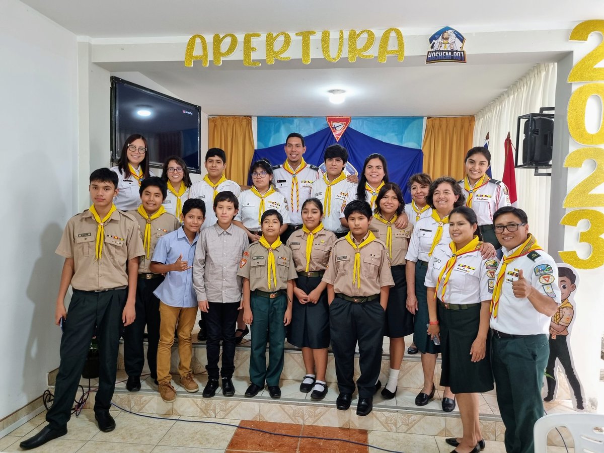 edsonvguerrerol's tweet photo. Porque las nuevas generaciones son el presente y futuro de nuetra Iglesia y sociedad, aperturamos el Club de Conquistadores Hashem Ro'i en Trupal #DMLaMerced. Asimismo celebramos nuestra amistad porque "no hay mejor amigo que aquel que nos acerca a Cristo". #NuevasGeneraciones https://t.co/nyZGA4zZS8