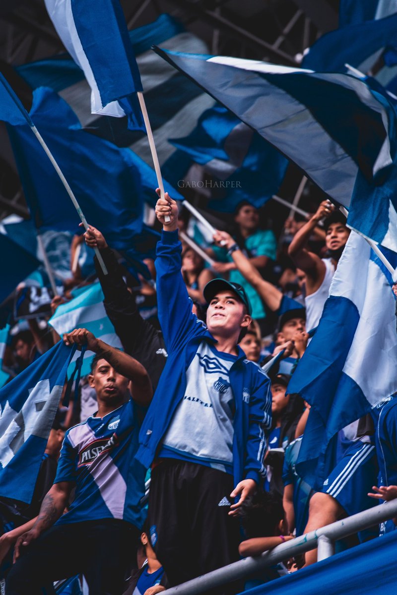 Gabo_Harper's tweet image. Les dejo un hilo con las postales del día de ayer, fue un día maravilloso se aprovechó la oportunidad al Máximo y espero pronto estar nuevamente en cancha y hasta entonces seguiré en mi pío alta o baja espero que disfruten mucho de lo que dejo la #ExplosionAzul ayer!!