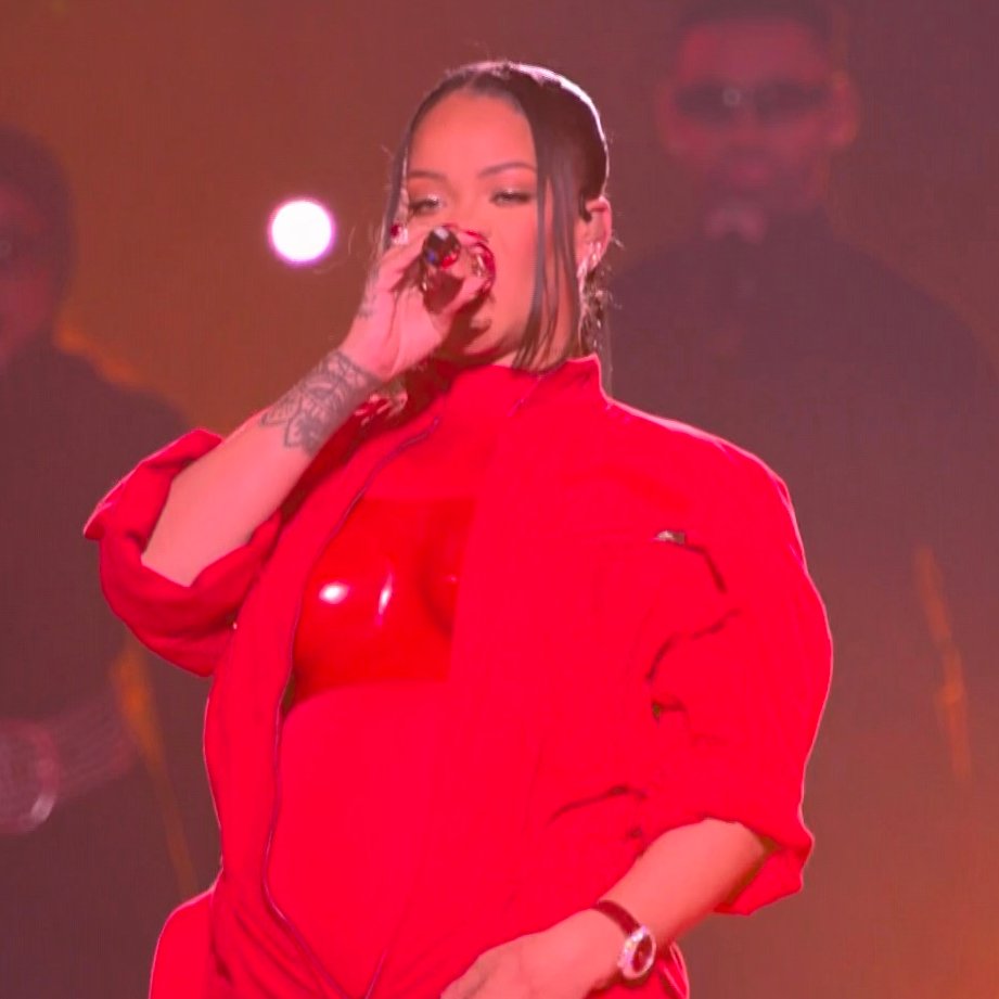 🚨 AGORA É OFICIAL: Rihanna está grávida de seu 2º filho.