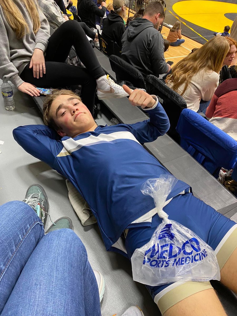 Reedwalker1283's tweet photo. 4th at sectionals not what I wanted but now it’s time to heal up for Macon @GoffCoach  @GeorgiaGrappler @MorrisFitness https://t.co/qAasvJF37c