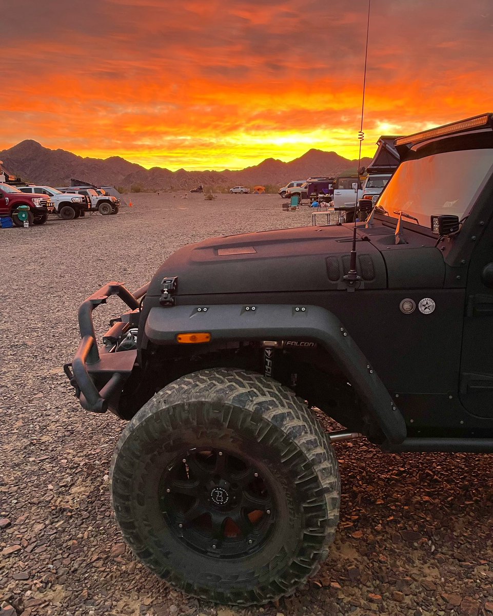 Epic weekend camping in the desert! Desert Rendezvous in Quartzite, AZ treated us to gorgeous sunrises and sunsets… Every day!

#jeep #sunrise #overland #camping