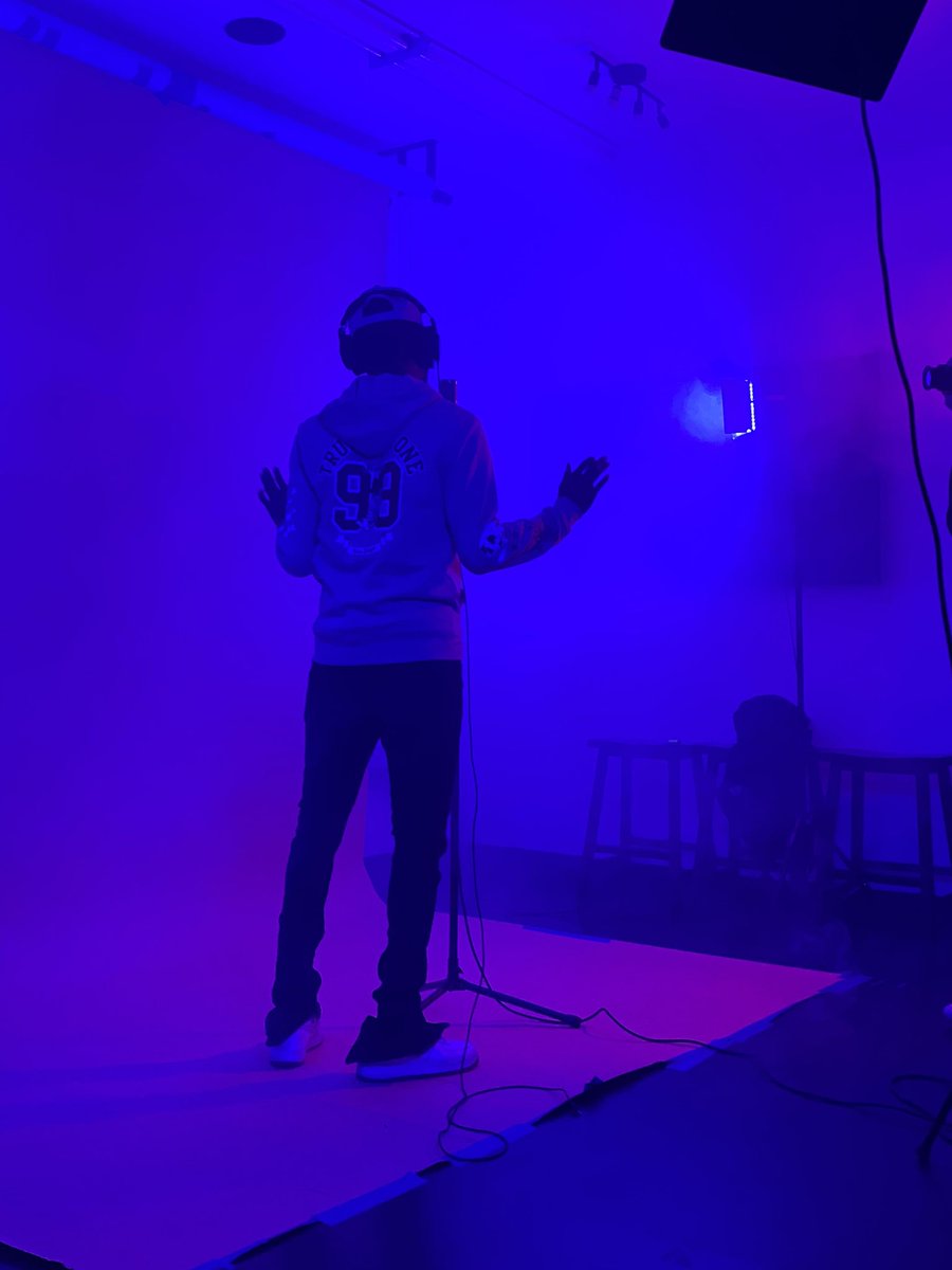 bnb_reezy's tweet photo. Here 2 set The Mood Love 💗 #ValentinesDay #AnglesLeak #PAUStudios #SettinTheMood #SOLTape #NewDrop #BNB  #KomingSoon #LiveFromPainfield https://t.co/VGz30UcVve