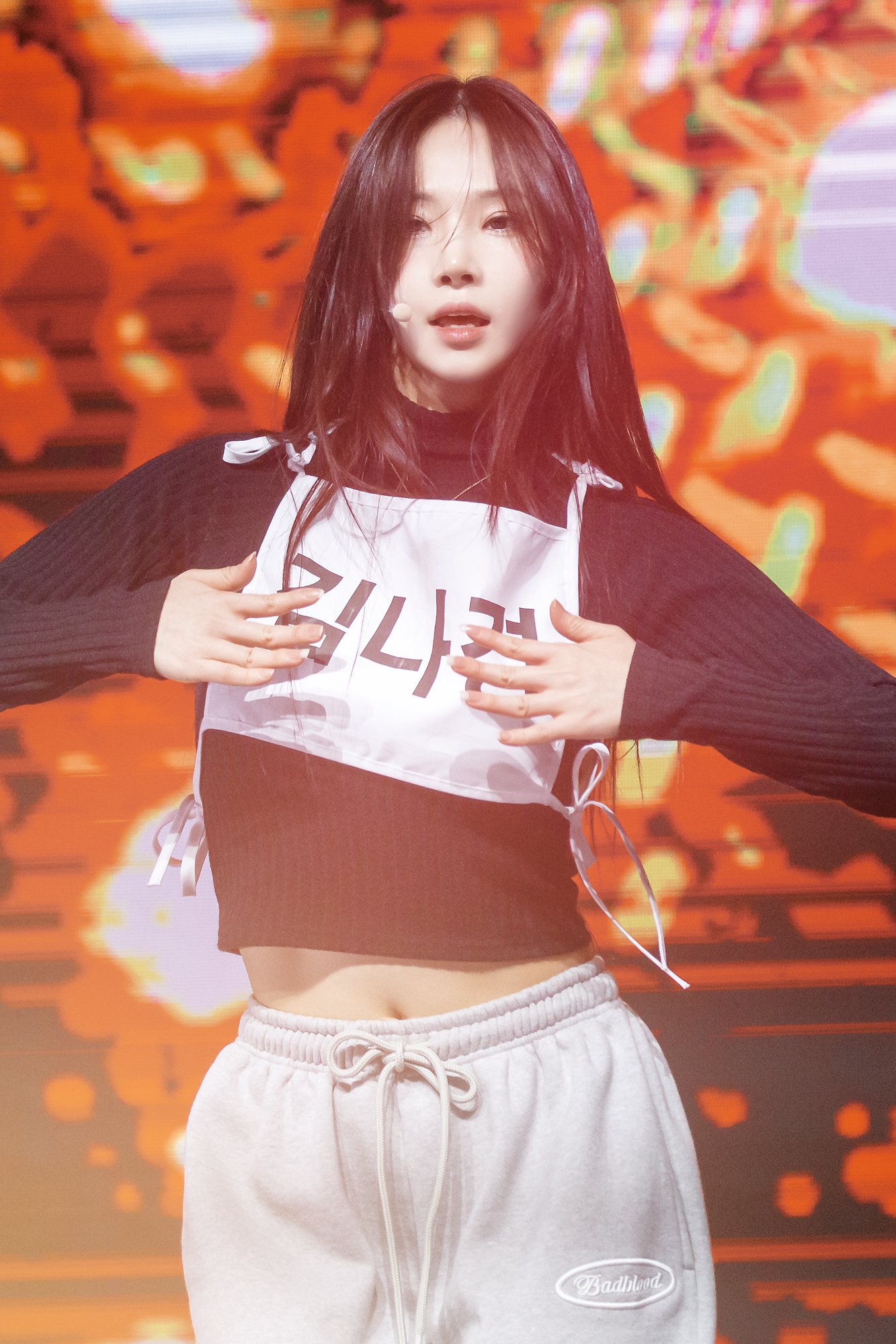 Fo0IwsQaIAAGlPz?format=jpg&name=large