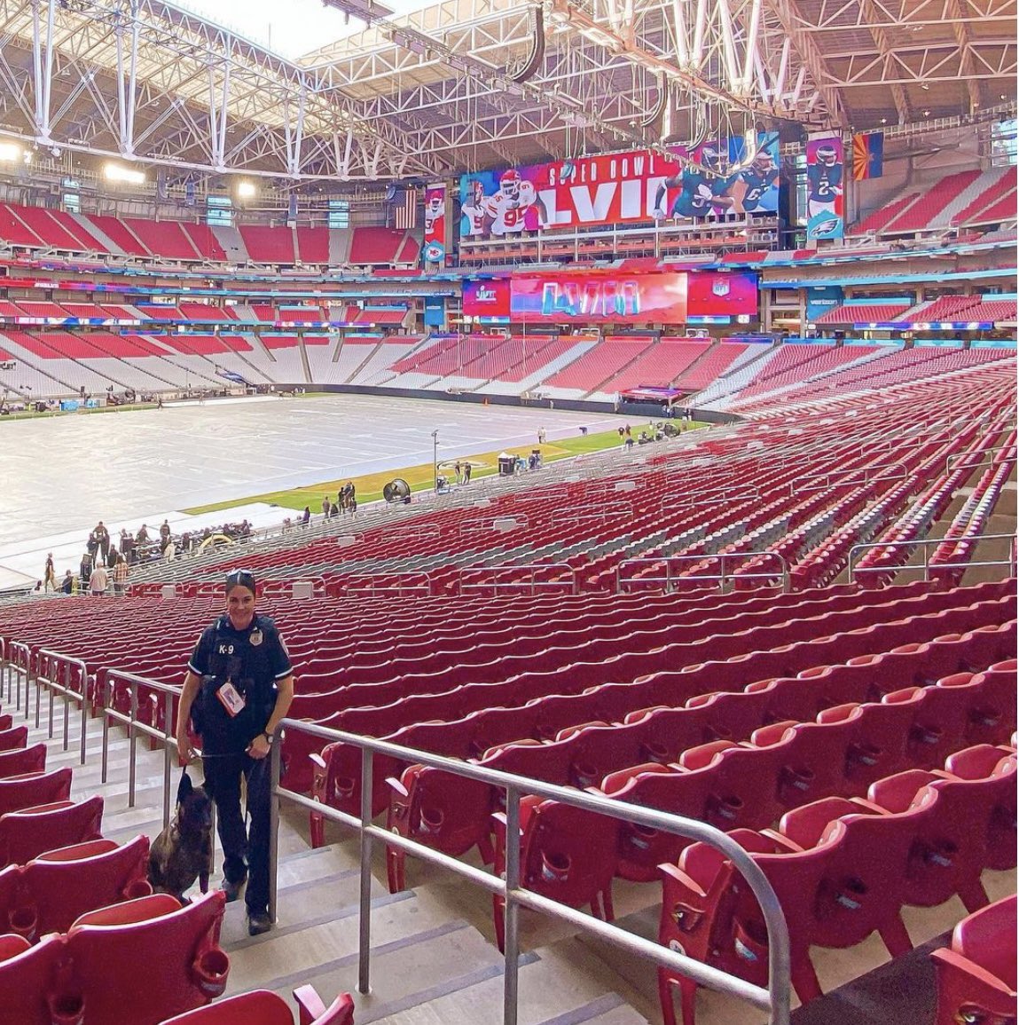 WarDogsGunClub's tweet photo. Thanks to all the working dogs and teams that are behind the scenes making sure that everyone is safe from the many threats that the masses are oblivious to #salutethetroops  #saluteworkingdogs #k9 #SuperBowl https://t.co/fla1YLKVCz