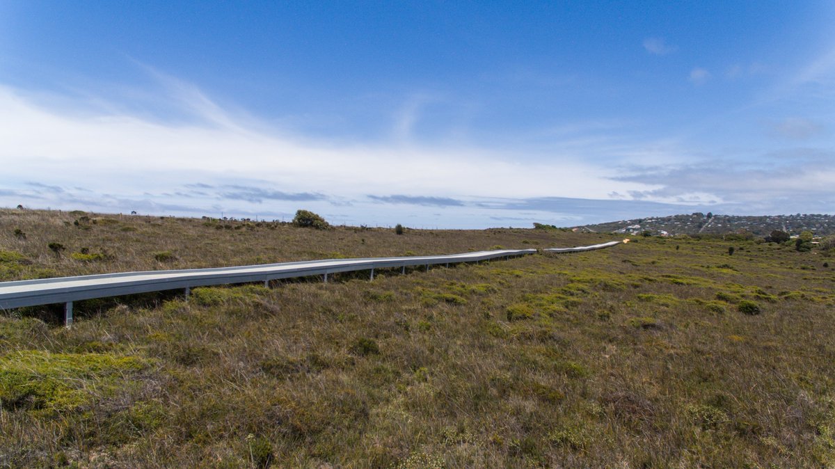 PermaStruct's tweet image. What a stunning view! PermaStruct® were proud to be a part of this project completed at Demons Bluff, VIC. Using our FRP Mini Mesh in Grey and our RapidDeck system, this boardwalk  alongside the beach was made, with stunning 360 degree views!

#perma #lookinggood #stunningviews