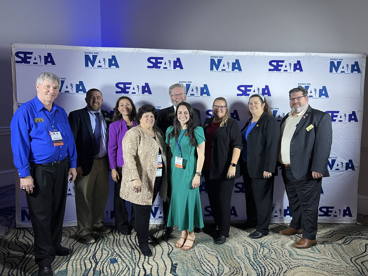 marisabhrt's tweet photo. Our hard working @SEATA9 Executive Board at EducATion Experience & AT Expo #SEATAATSanDestin #SEATARocks https://t.co/fkNzK2rICS