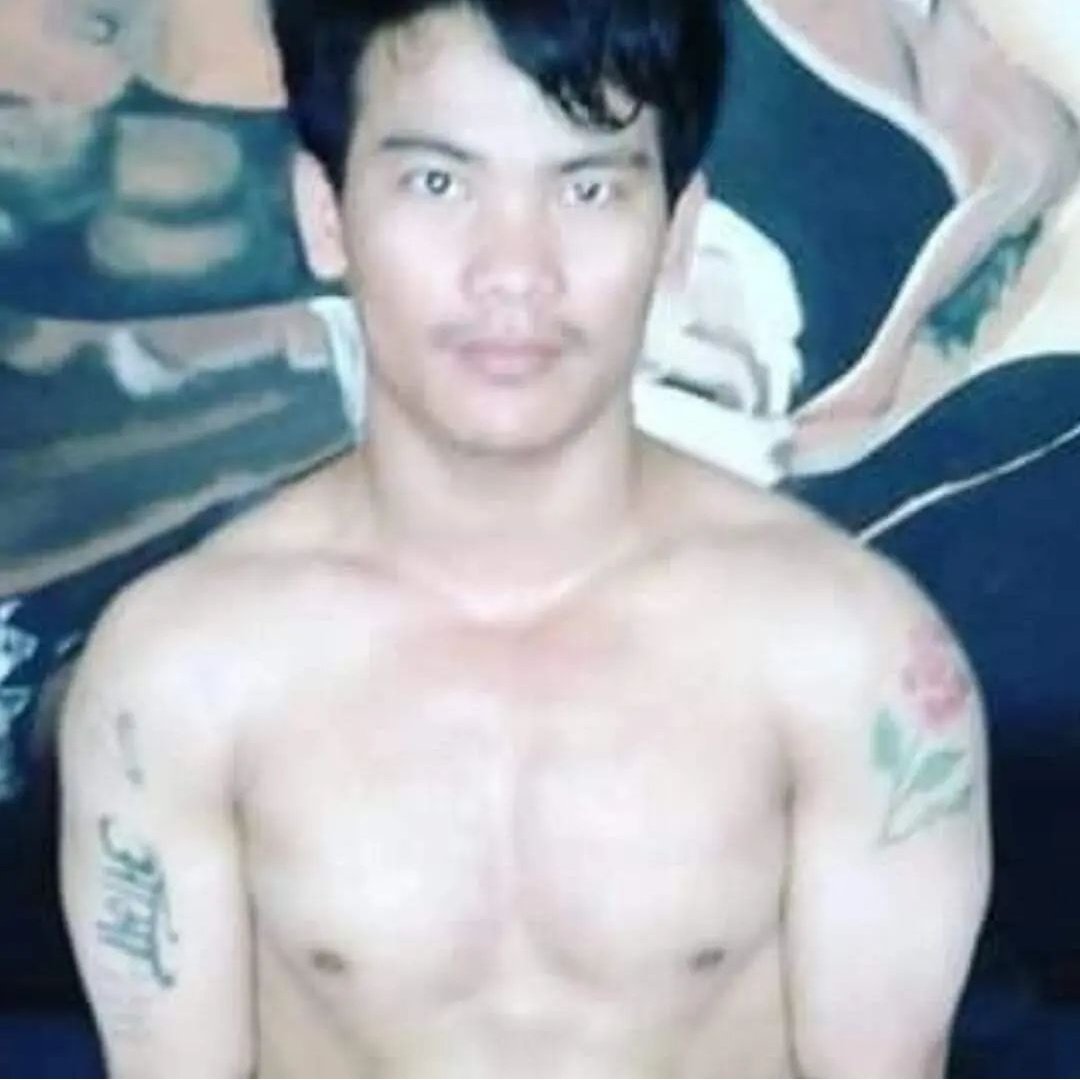 अभागी मान्छे ती हुन, जसको संगै हास्ने होइन, संगै रुने मान्छे समेत हुदैनन।😂😂😂