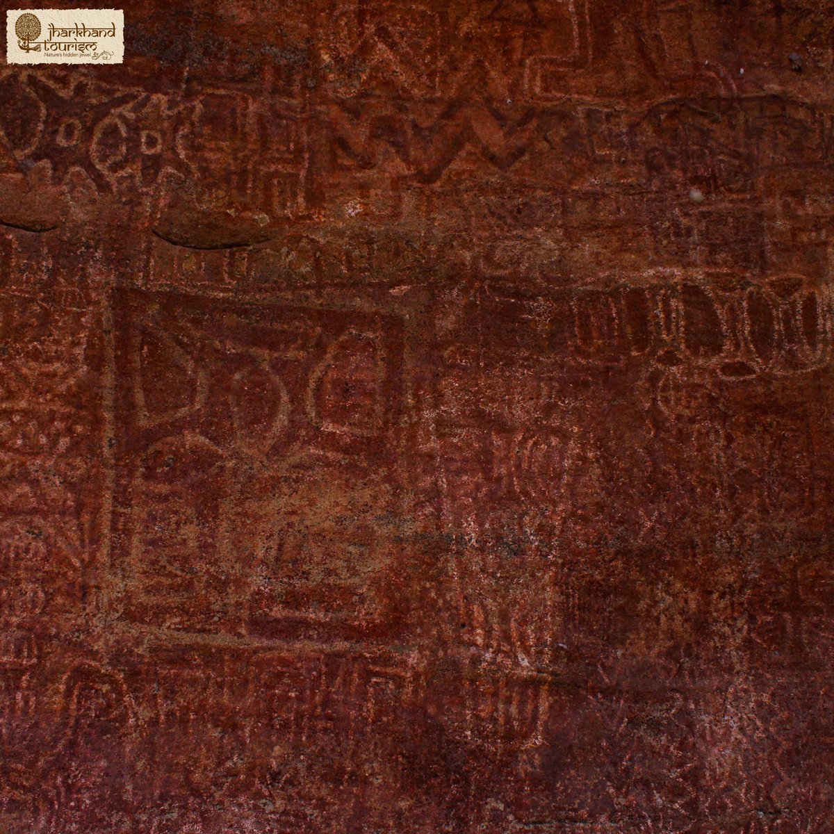 VisitJharkhand's tweet photo. The #Iskocave in #hazaribagh seem to be a miracle of nature. This ancient cave in isko village is a huge tourist attraction.
Surely come here to see the encraved painting on rocks. Seeing this one can not stop from capturing the uniqueness of structure. https://t.co/Sfo24t3FuH